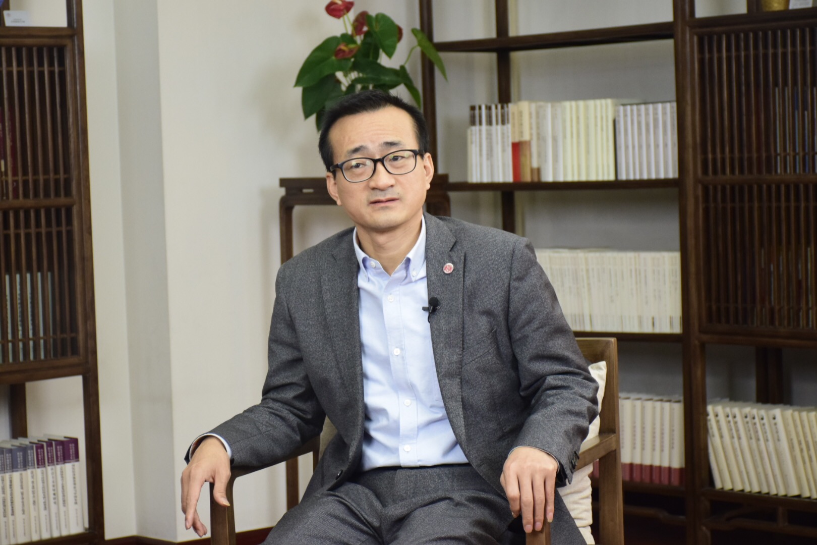 免费色情片