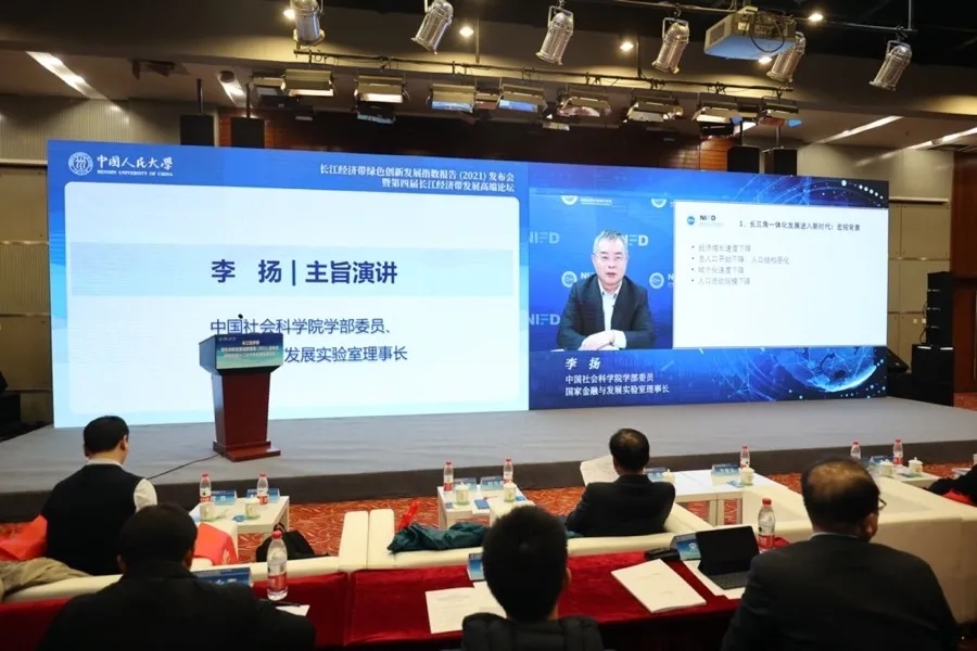 免费色情片