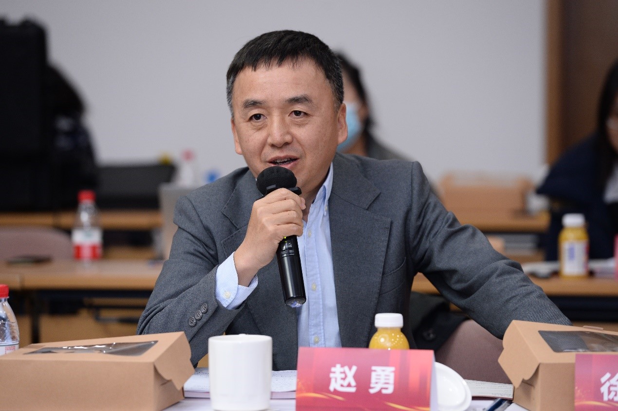 免费色情片