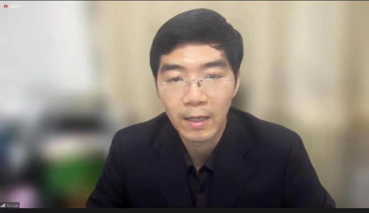 免费色情片