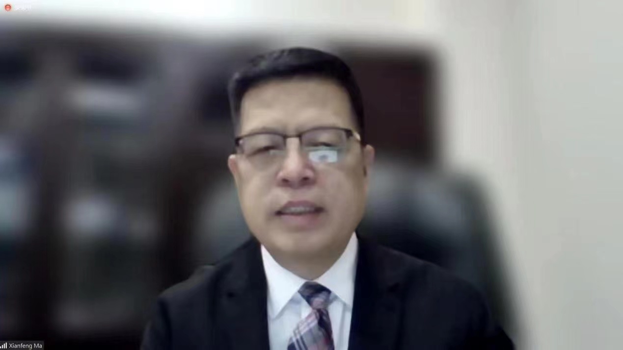 免费色情片
