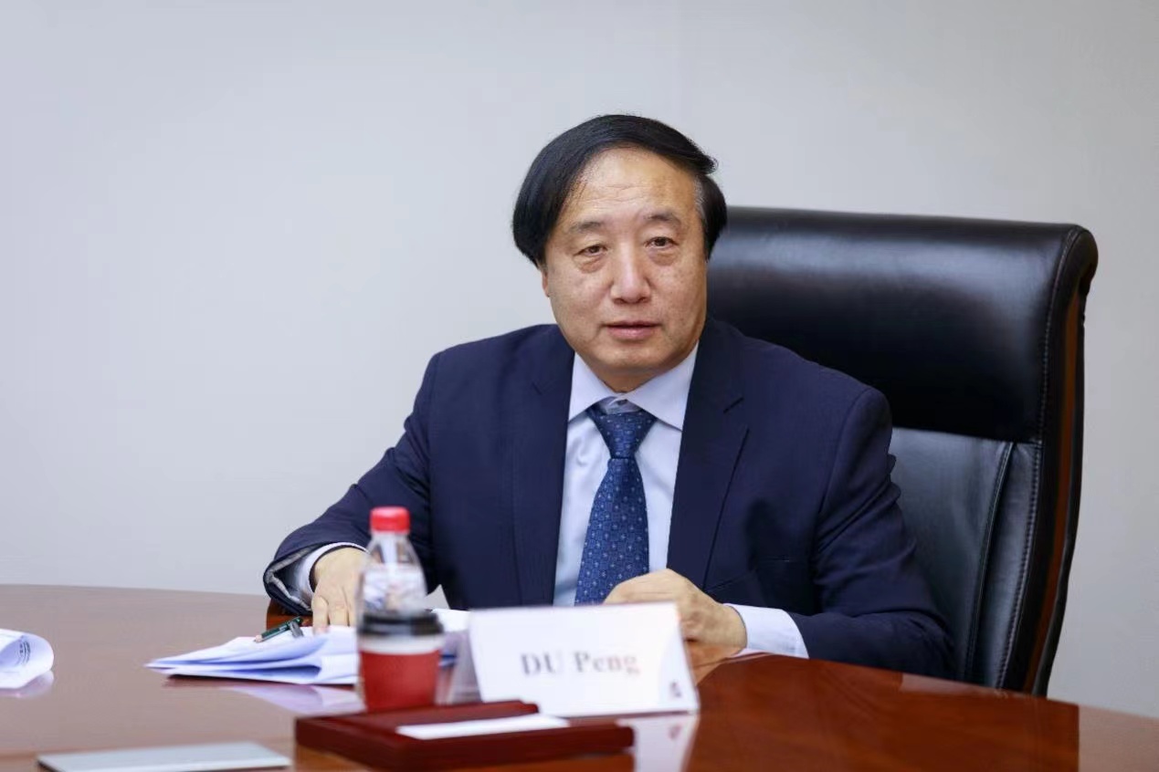 免费色情片