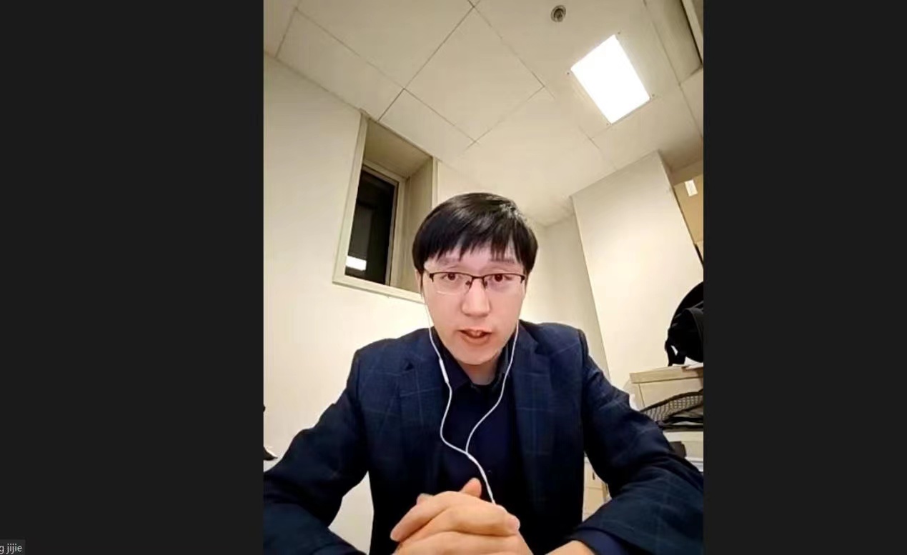 免费色情片