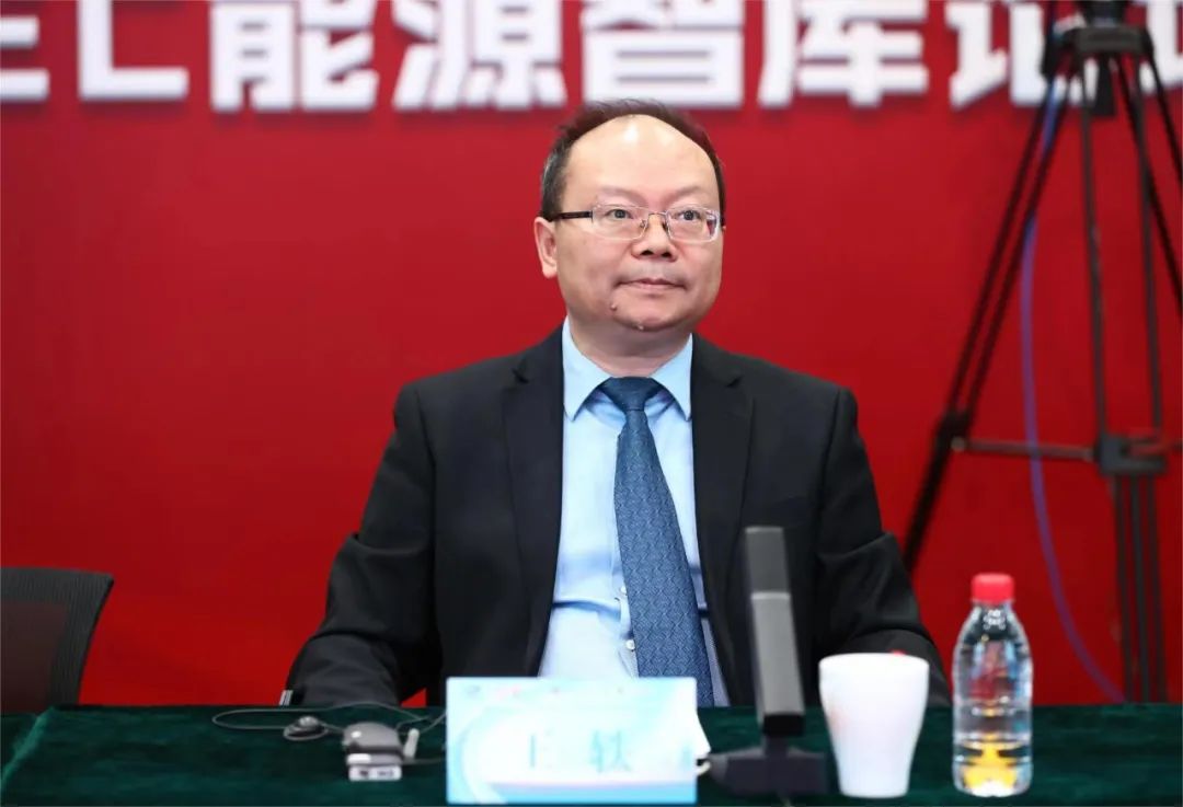 免费色情片