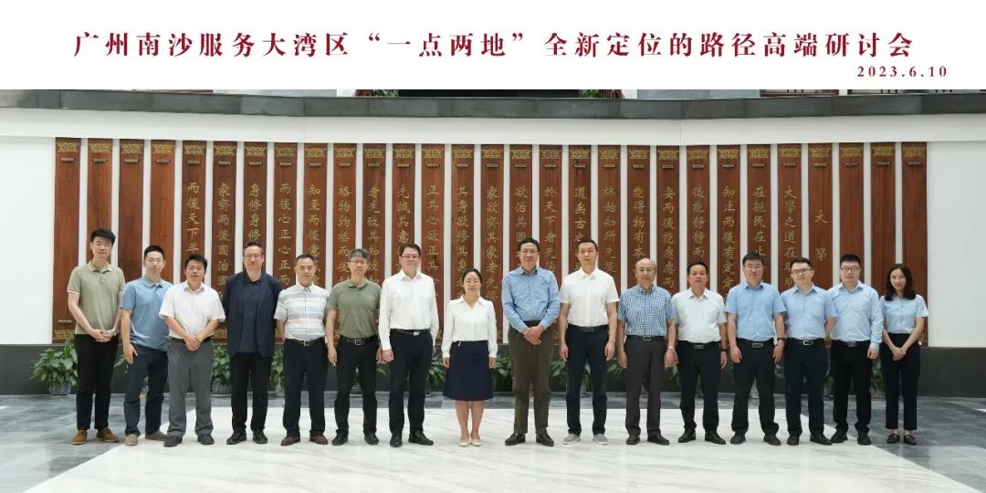 免费色情片