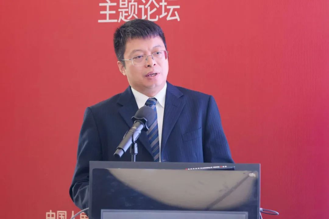 免费色情片