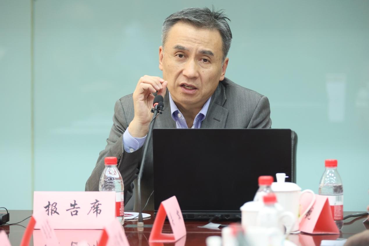 免费色情片