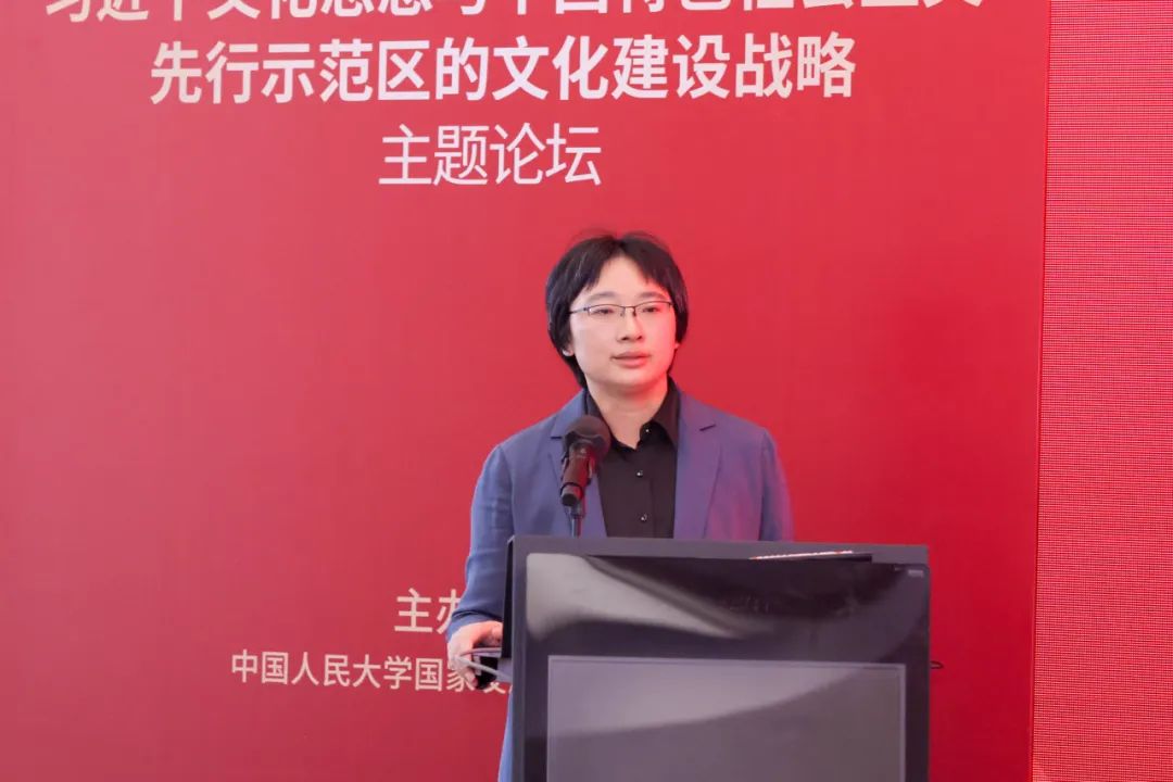 免费色情片