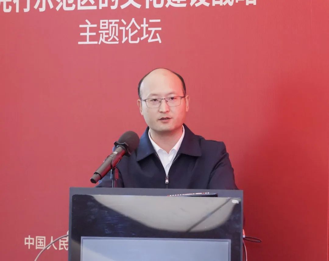 免费色情片