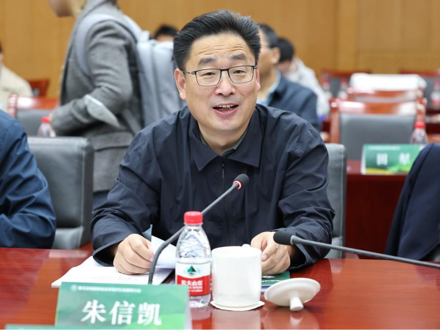 免费色情片