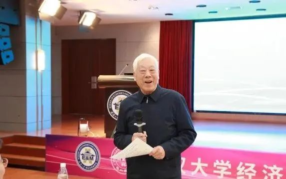 免费色情片