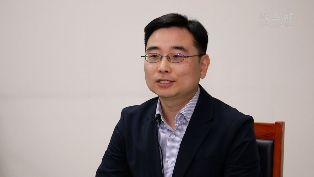 免费色情片