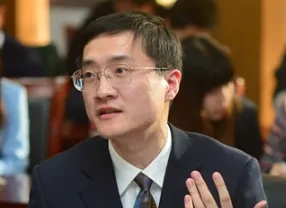 免费色情片