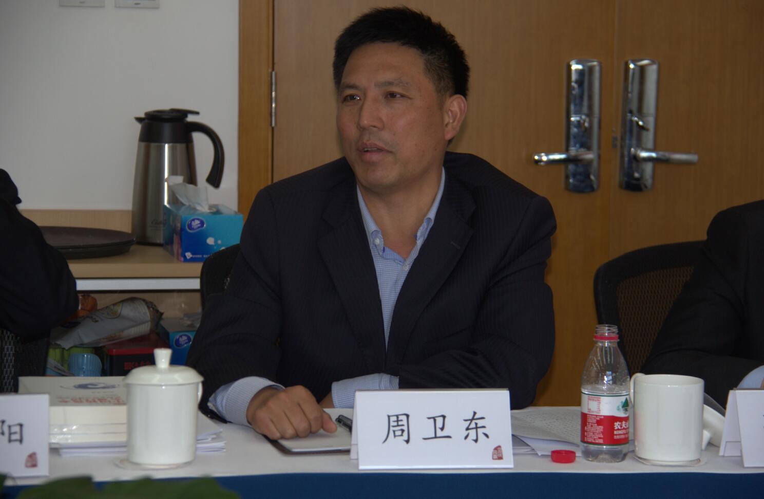 免费色情片