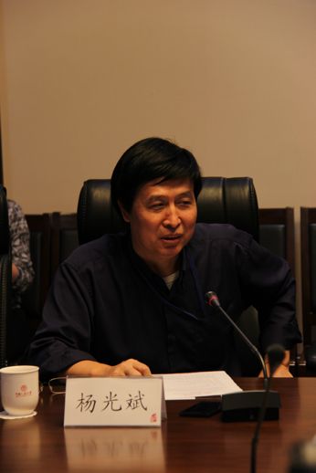 免费色情片