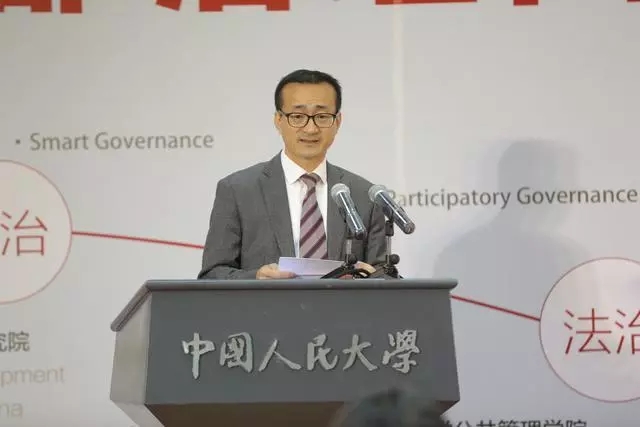 免费色情片