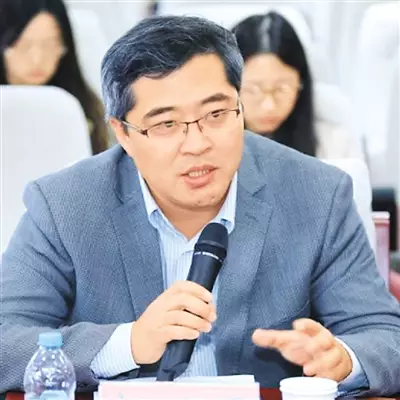 免费色情片