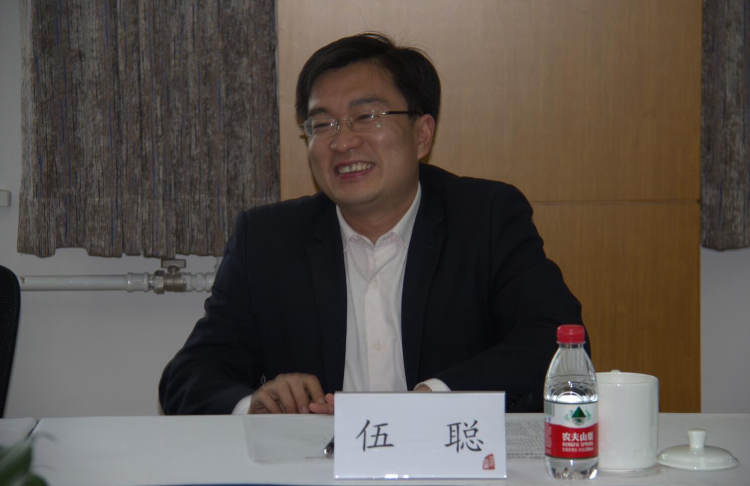 免费色情片