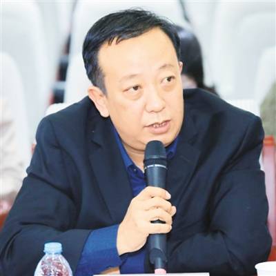 免费色情片
