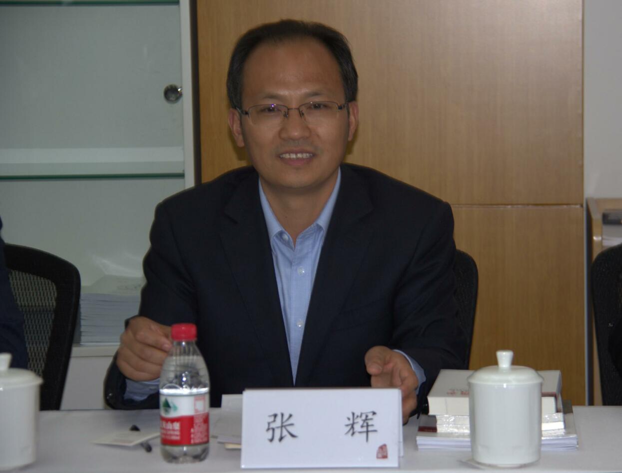 免费色情片