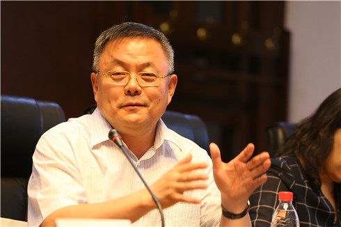 免费色情片
