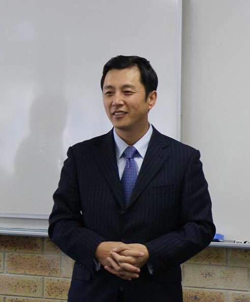 免费色情片