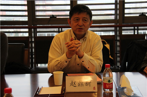 免费色情片