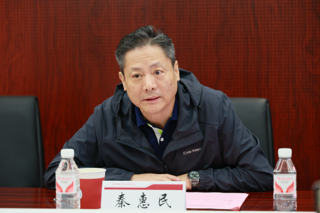 免费色情片