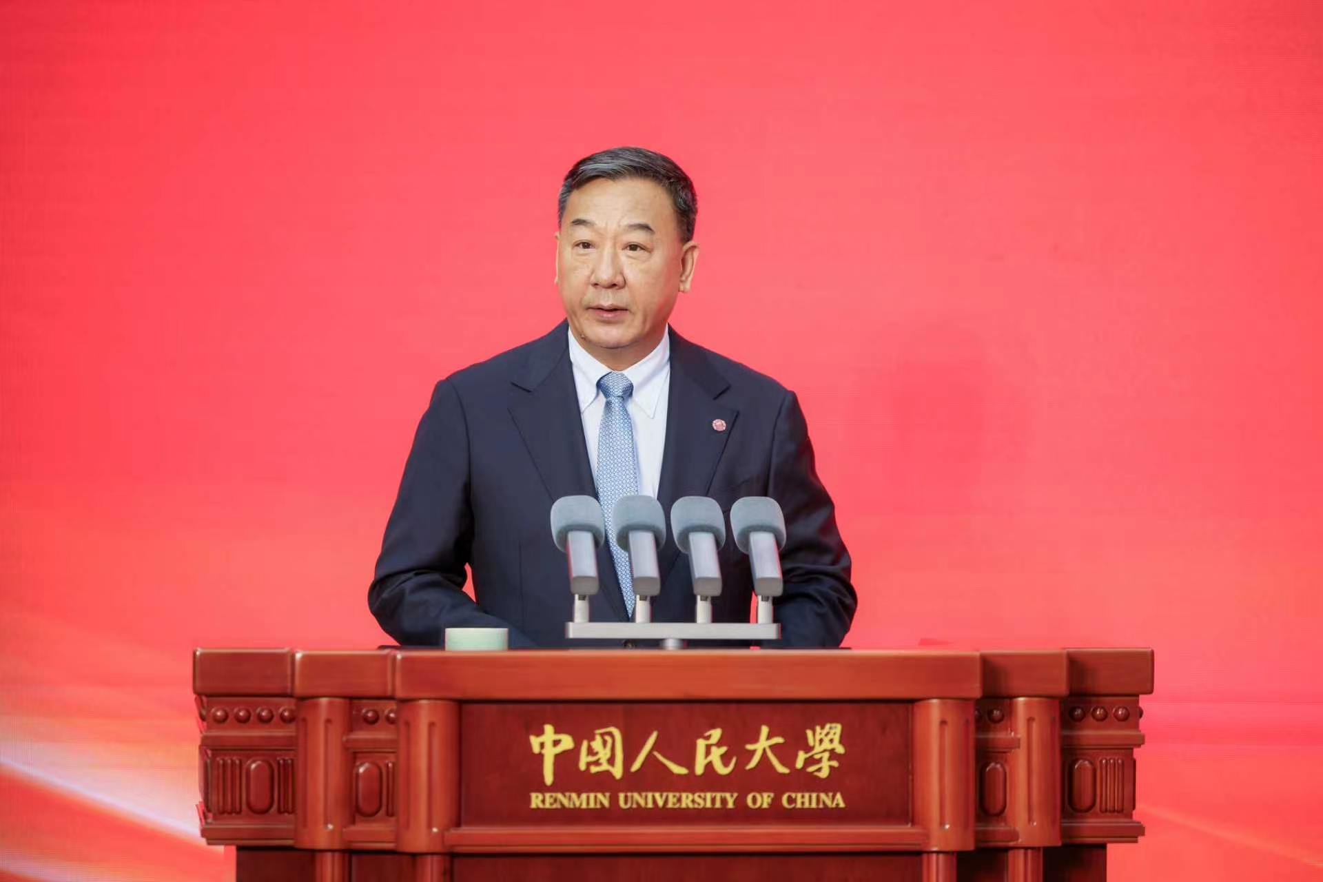 免费色情片