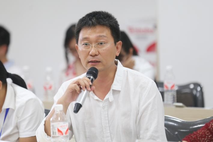 免费色情片
