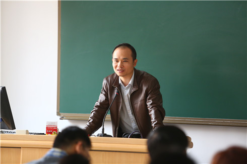 免费色情片