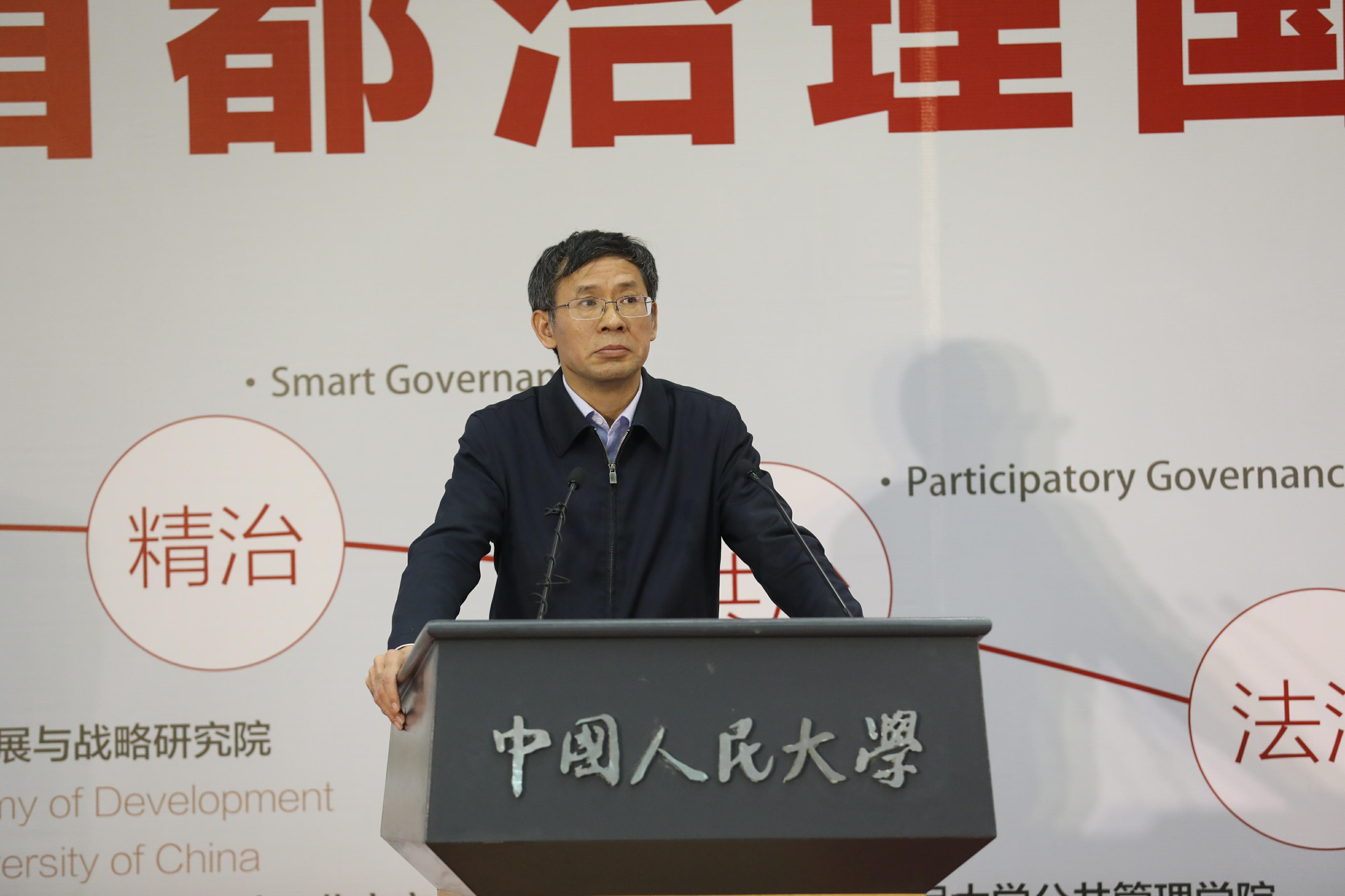 免费色情片