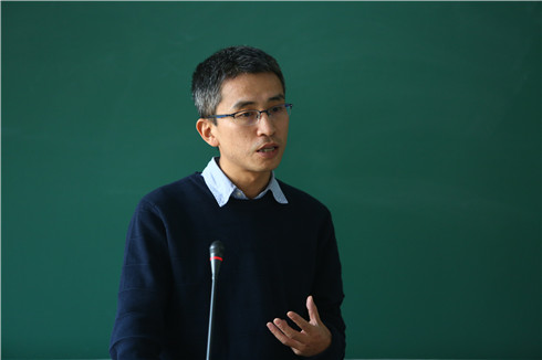 免费色情片