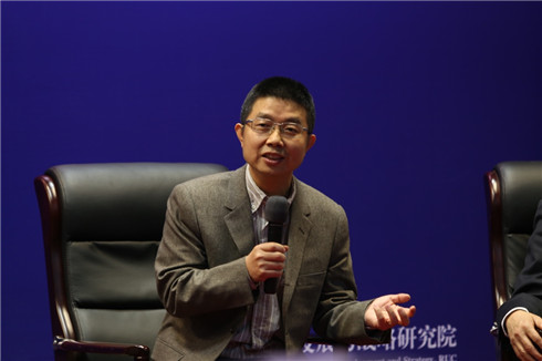 免费色情片