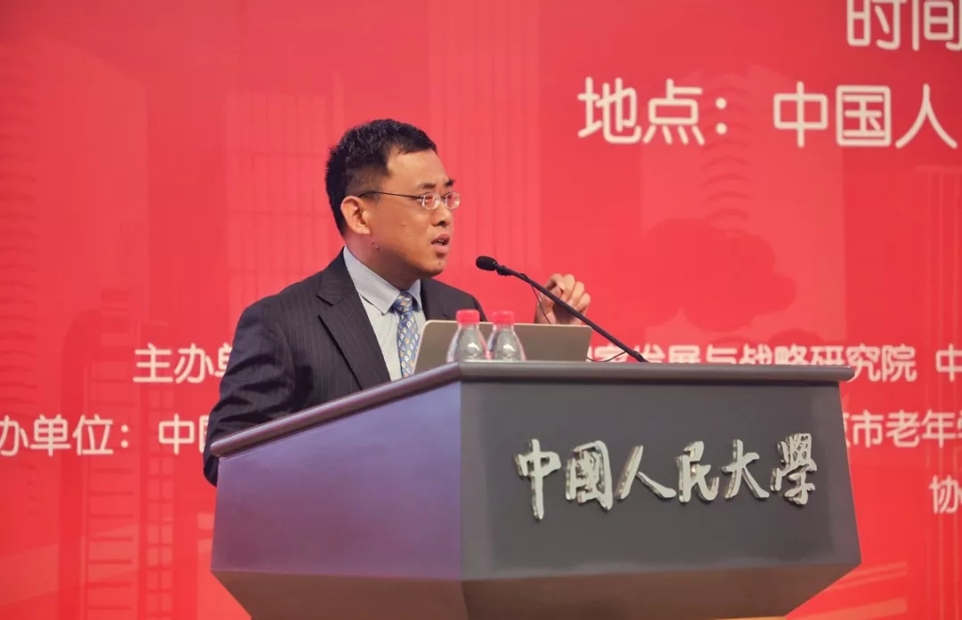 免费色情片