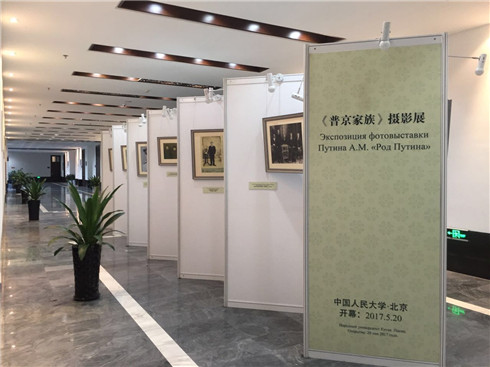 免费色情片