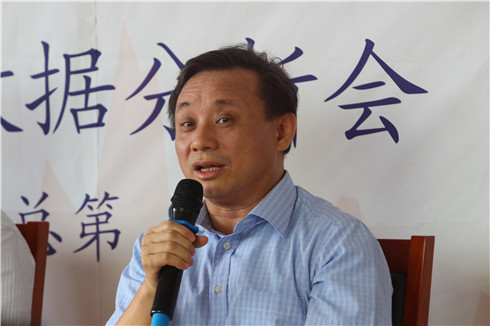 免费色情片