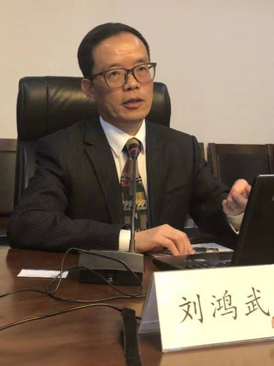 免费色情片