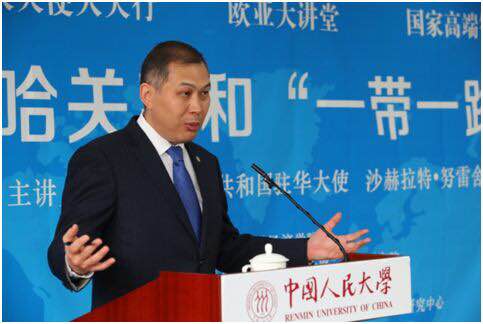 免费色情片