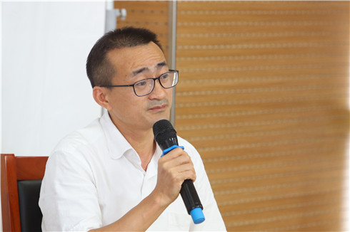 免费色情片
