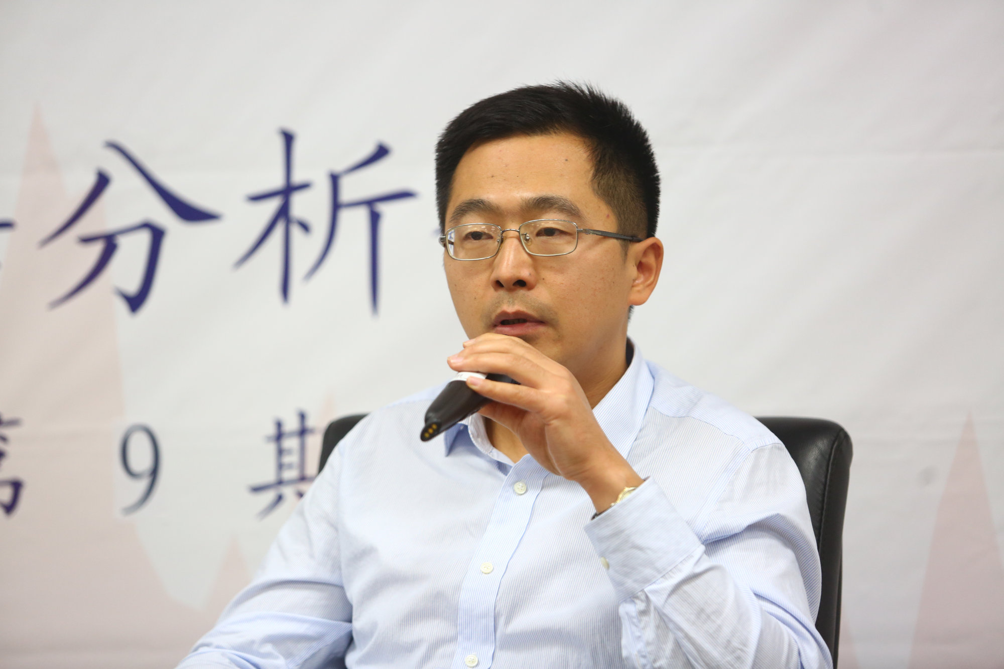 免费色情片