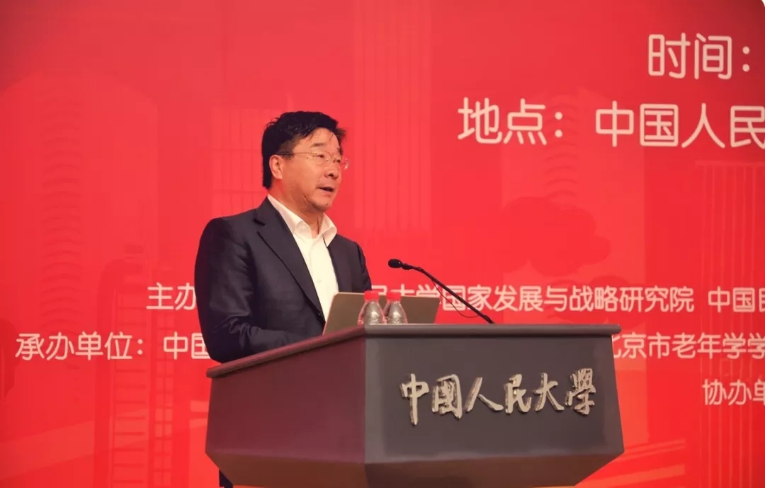 免费色情片
