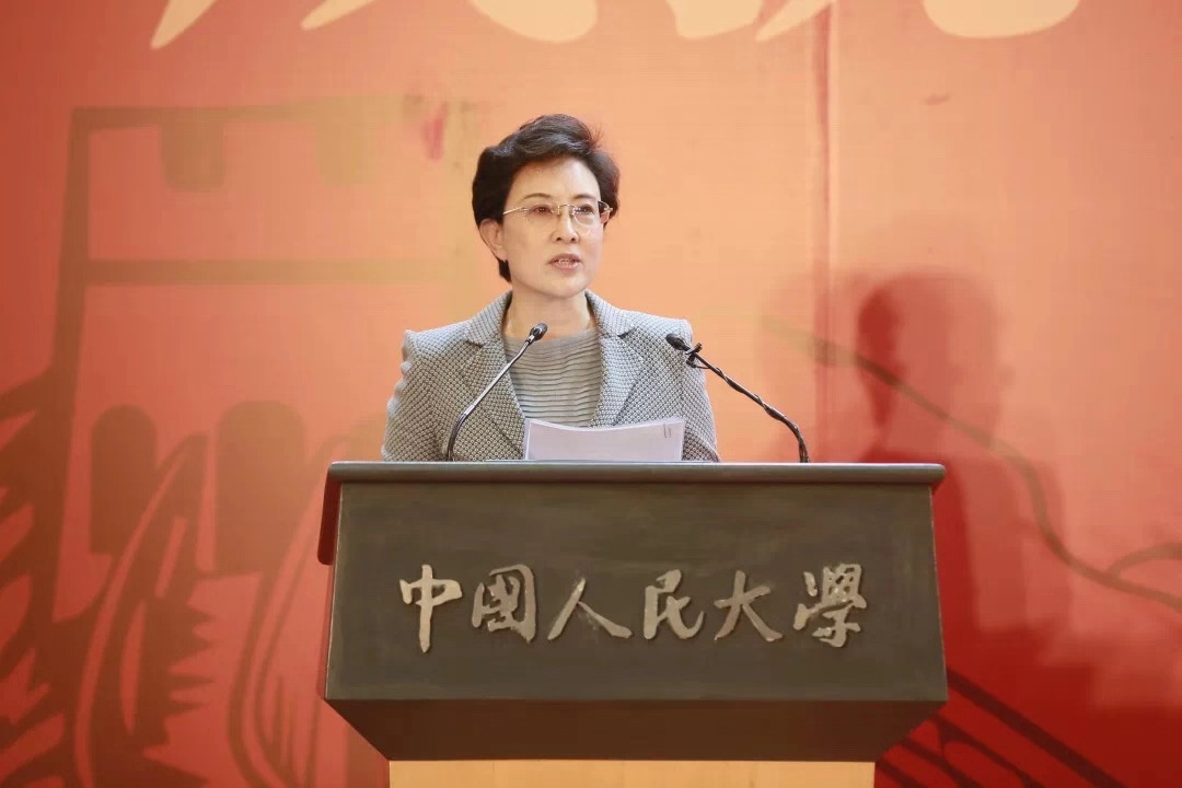 免费色情片
