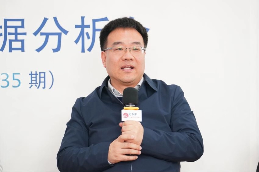 免费色情片