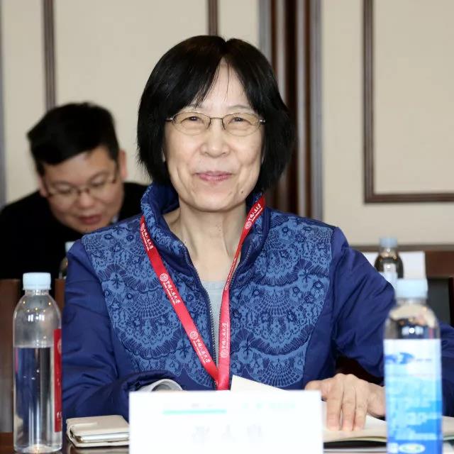 免费色情片