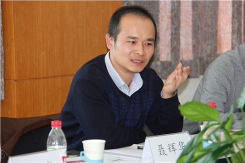 免费色情片