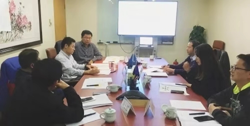 免费色情片