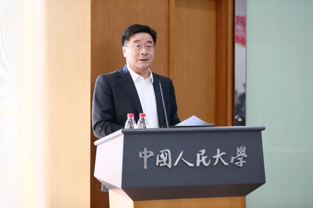 免费色情片