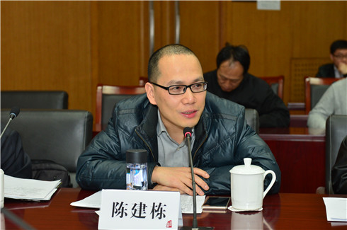 免费色情片